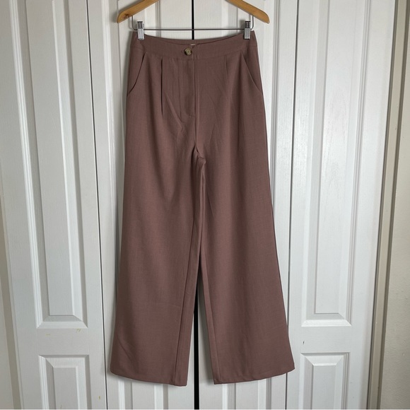 Altar'd State Pants - NWOT Altar’d State Wide Leg Pleated Trouser Pants Women’s S Mauve Lightweight